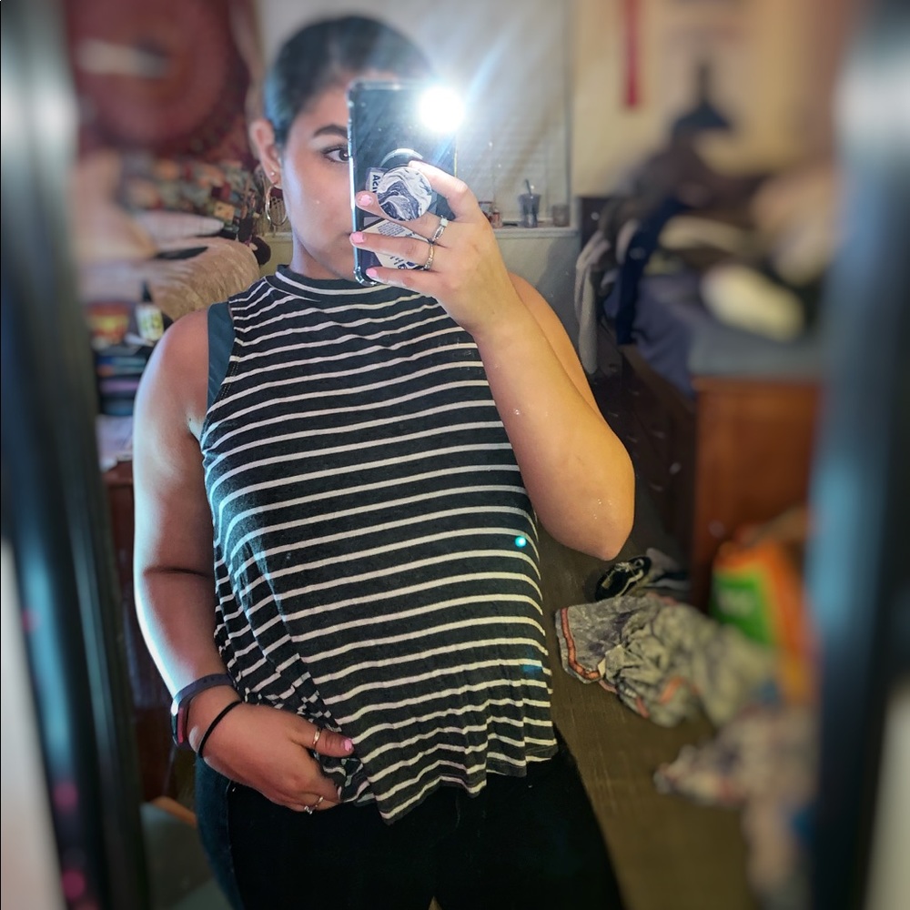 Grey sleeveless casual top